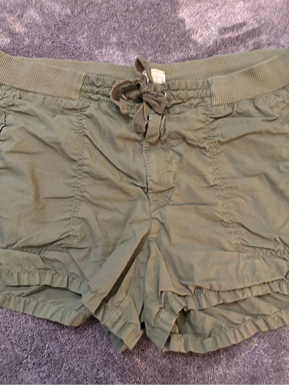 Lou & Grey Olive Green Drawstring Elastic Waist Khaki Utility Shorts sz Large